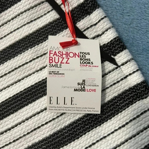 ~ ELLE ~ NWT Size 4 Black White Striped Woven Shorts NWT 30x4 Classy - Picture 2 of 8